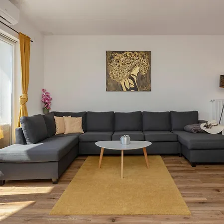 House Zalec Сasa de vacaciones Grize